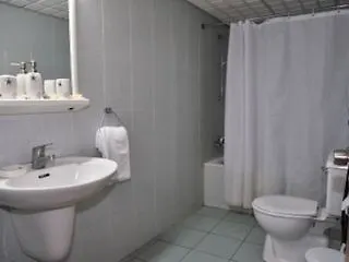 Ξενοδοχείο Pier 2*